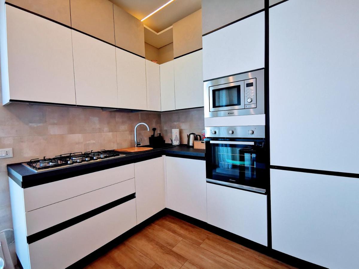 Attico Belvedere Centralissimo Vista Mare Apartment แตร์โมลิ ภายนอก รูปภาพ