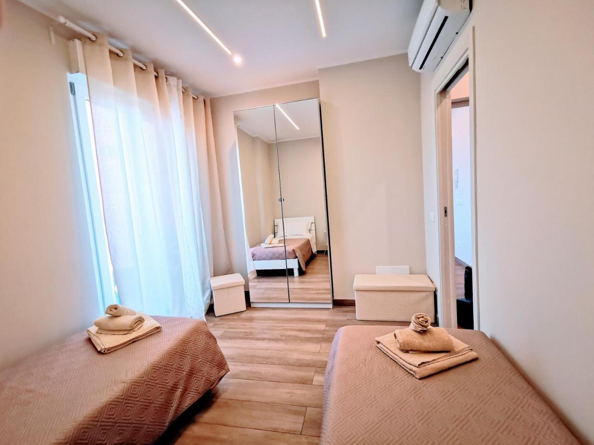 Attico Belvedere Centralissimo Vista Mare Apartment แตร์โมลิ ภายนอก รูปภาพ