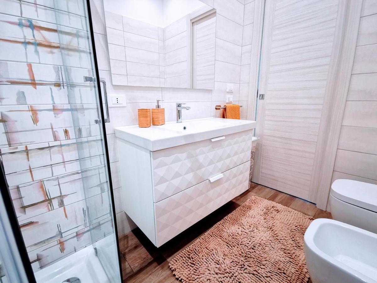 Attico Belvedere Centralissimo Vista Mare Apartment แตร์โมลิ ภายนอก รูปภาพ